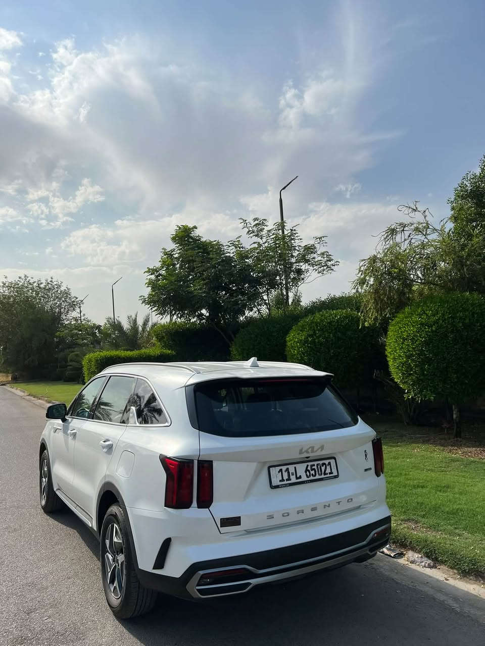 🚘 Kia Sorento Hybrid 2022 🚘

✨ هايبرد | 1.6 تيربو | 4 سلندر
⚡️ اقتصادية وقوية بنفس الوقت
🔹 S Hybrid
🔹 دفع أمامي FWD
🔹 قير أوتوماتيك
🔹 جنوط 17 إنچ
🔹 لون أبيض لؤلؤي 🤍
🔹 وارد أمريكي 🇺🇸

📍 مرقمة وجاهزة
📍 بغداد – حي الجامعة

📞 للاستفسار: ***********
