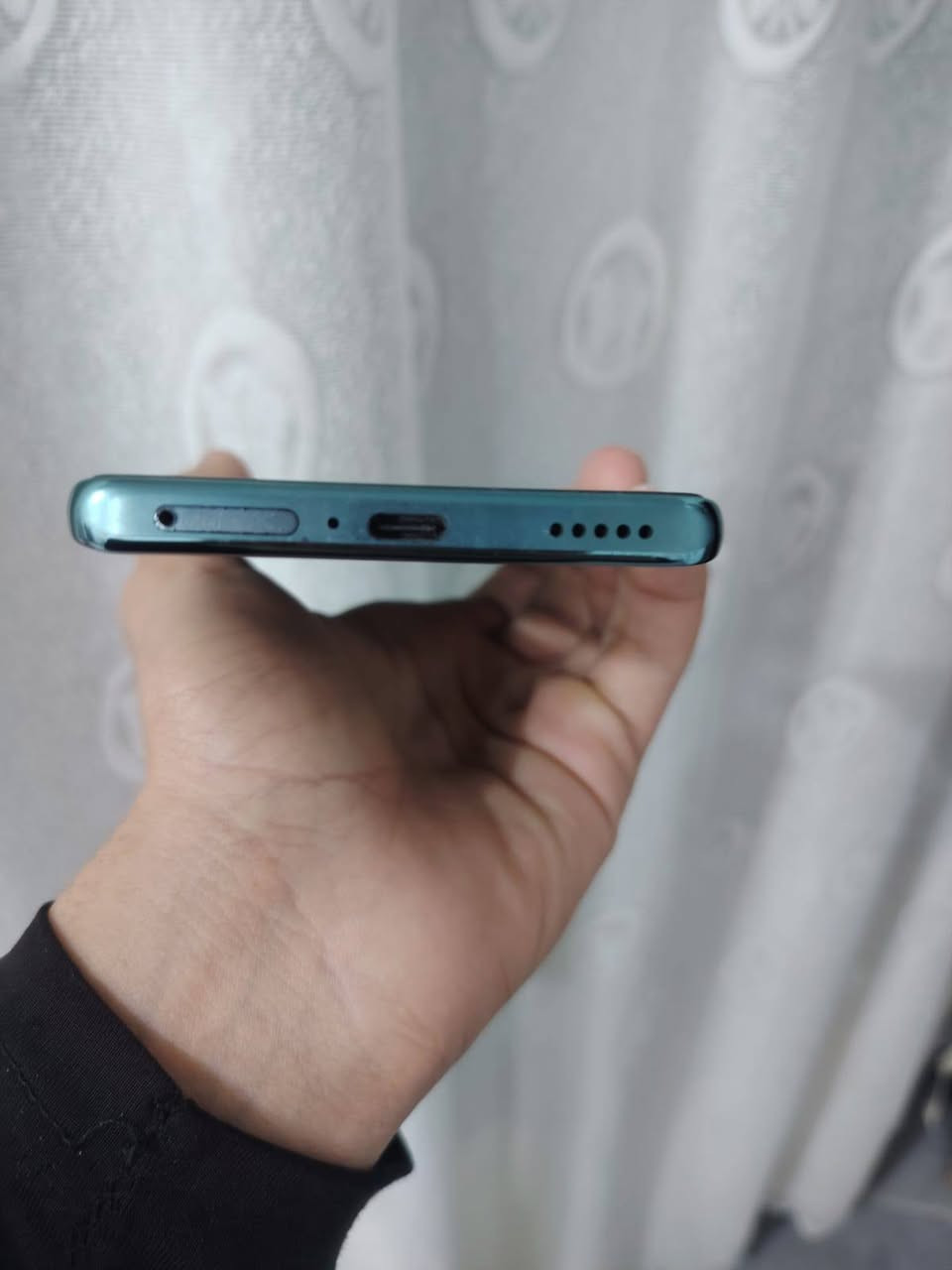 هونر X9d 5G • نضافة ٩٥ • مجال قليل