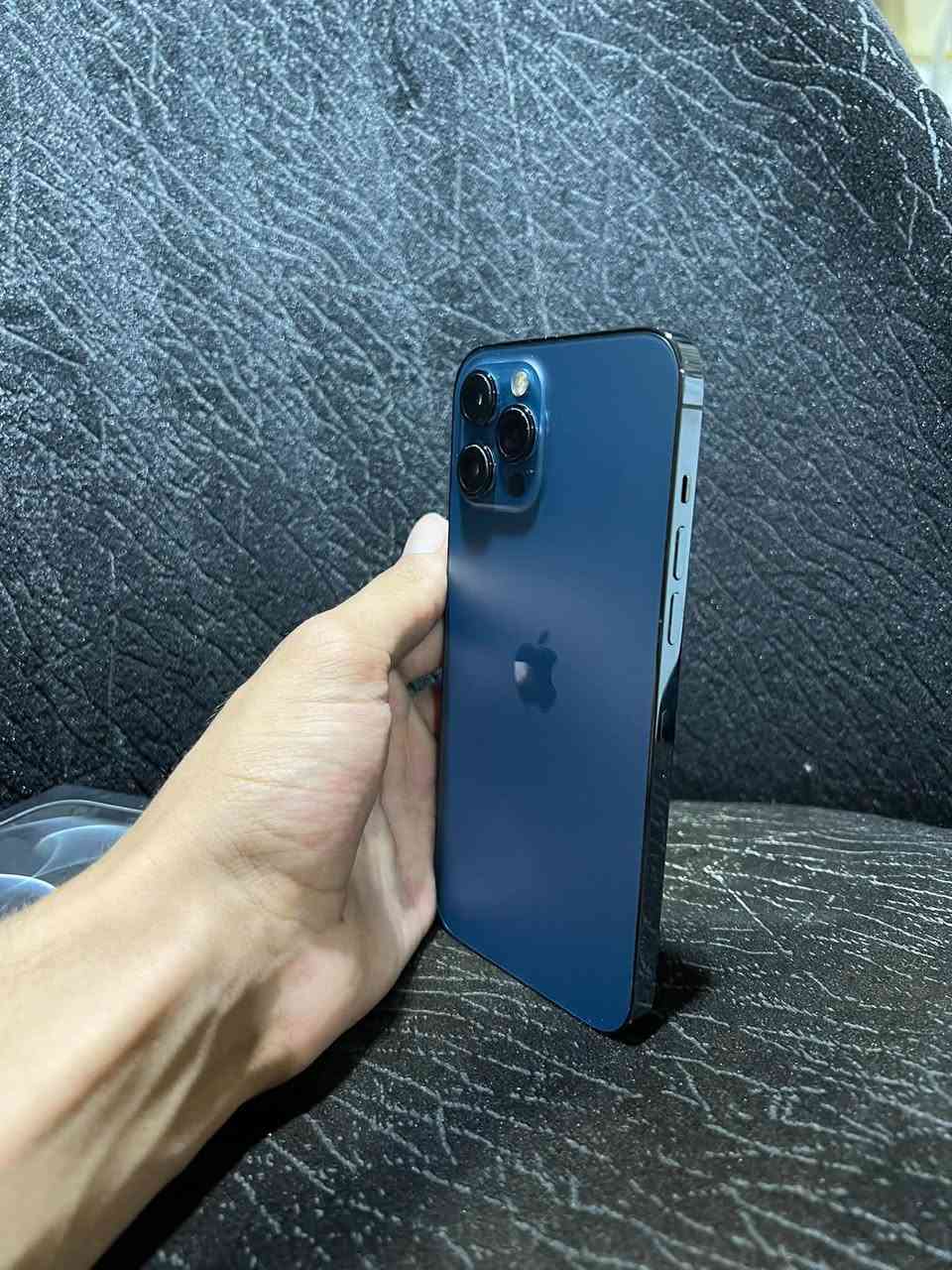 ايفون 12 برو ماكس • ١٢٨ • بطارية ٧٩٪