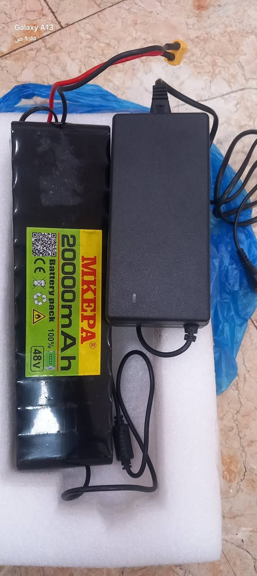 بطارية 48V صغيرة الحجم تحتوي على 26 خلية وبوجد معها شاحن ليثيوم ايون 

السعر: 40 الف 

للتواصل ***********

السعر: 40 الف 

للتواصل ***********

نص مكتوب في الصور:
- Galaxy A13
- ٩:٥٤ ص
- ٩:٠٠ ص
- ٩:٠٥ ص