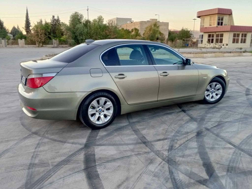 بي ام دبليو 525i • ٢٠٠٣ • اوتوماتيك