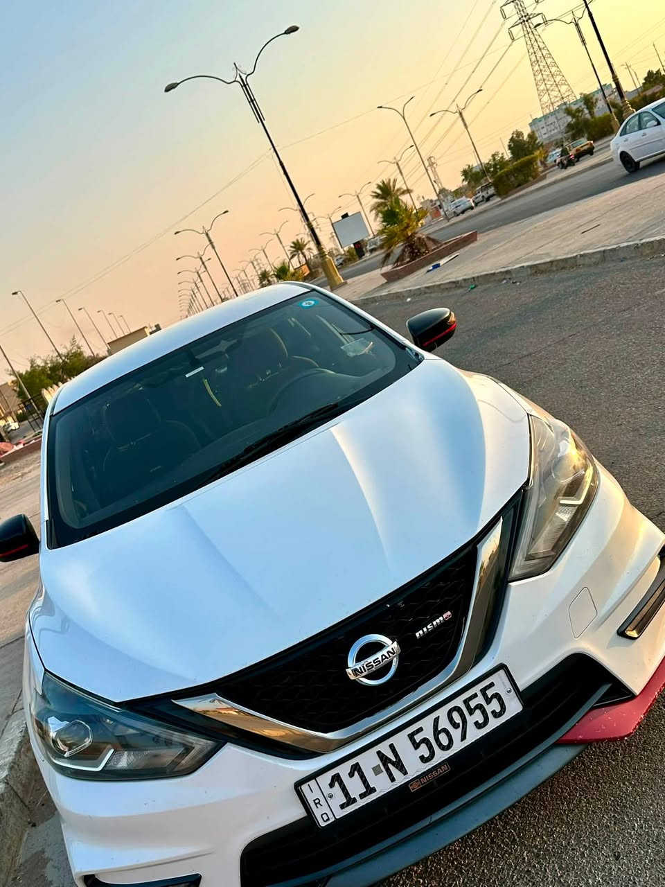 نيسان سنترا نسمو اصل الفئة الرياضيه اعلى شي
موديل ٢٠١٩ 

محرك السيارة 1600 توربوا بقوة 188 حصان✈️

فول مواصفات 

كشنات رياضيه حضن وتدفئه 

داخل كاربون فايبر 

سيارة رياضية قوية سرعة وانطلاقة رهيبه 

ماشية ١٠٨ رقم بغداد تحويل بنفس اليوم سيارة جاهزة من كلشي 

حادثها بس دعاميه خلفيه موضوح بالصور وبيها طخه بالعراق هم منزلها بالصور وبيها اثر حالوب خفيف بالقمارة

السعر المطلوب ١١٢ وبيها مجال قليل 

***********
