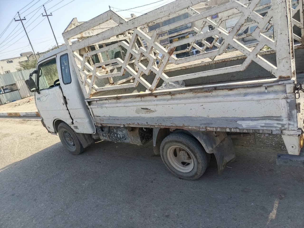 السلام عليكم كيه حمل للبيع موديل 95 رقم بابل كير جديد ومكينه مقفوله اكسل جديد تخم تاير جديد  

السعر 37وبيها مجال للاستفسار اتصل /*********** واتساب موجود
