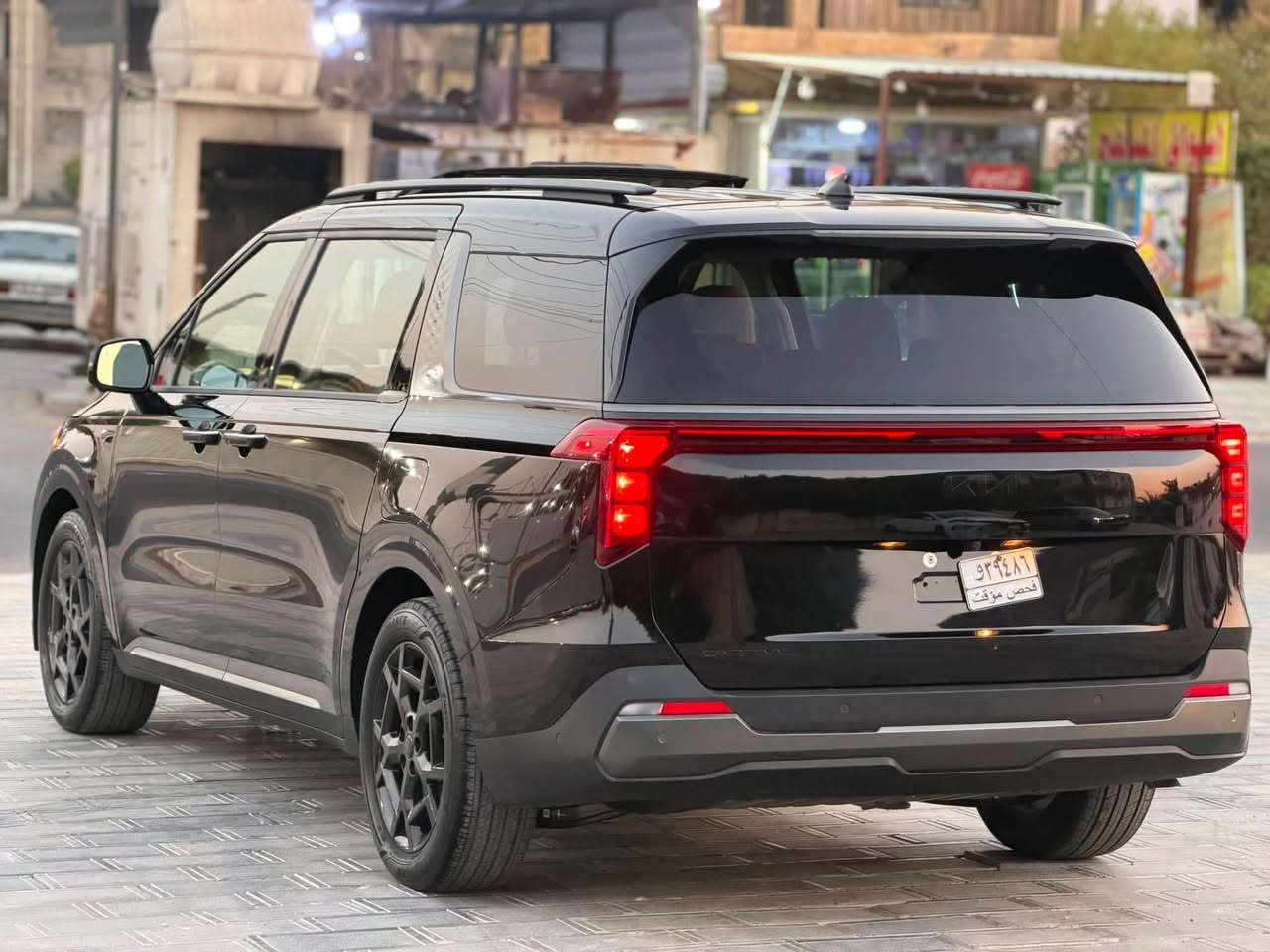 ياالله

السلام عليكم 

كيا كرنفال 2026 SX   وارد امريكي 

Kia Carnival Mpv Sx 2026 3.5 V6

                        الون ( اسود )

                 حجم المكينه : 3.5 V6

         المسافه المقطوعه : 2000 ميل  

الضرر : مبدل جاملغ يسرا مبدل نفس الون بنيد بي بارد 

             حالة الايرباك : دركه  + دشبول 

#مواصفاتها 

1.شاشه 

2.كامرات 360

3.بصمه

4. بنوراما فتحتين

5.ويل كب اسود

6. تشغيل عن بعد

7.حساسات خلفي امامي

8.بيبان كهرباء

9.لايتات لد

10.لايتات زنون

11.بكلايتات لد

12.اشاير بالمري

13.رادارات 360

14.كشنات جلد 

15.ثلاث قطع تبريد

16.هيترات بالكشنات حار بارد امامي خلفي

17.هندبريك بصمه

18.شحن وايرليس

19.هيتر بالاستيرن

20.كشافات 

21.مري شفط

22.كشنات كهرباء امامي خلفي

23.كشن السايق ميمري

24.تحديد مسار

25.نظام ايكو سبورت عادي

26.كامرات محيطية داخل السياره

27. كشن اضافي 

28 .داتا شو

فول موصفات 1/1 جاهزه مرقم بغداد 

  

السعر : الطلب في التعليقات سياتي اليك مباشرة 

تفاصيل اكثر هذا رقمي *********** تحياتي 

مكان السياره بغداد حي الجامعه
