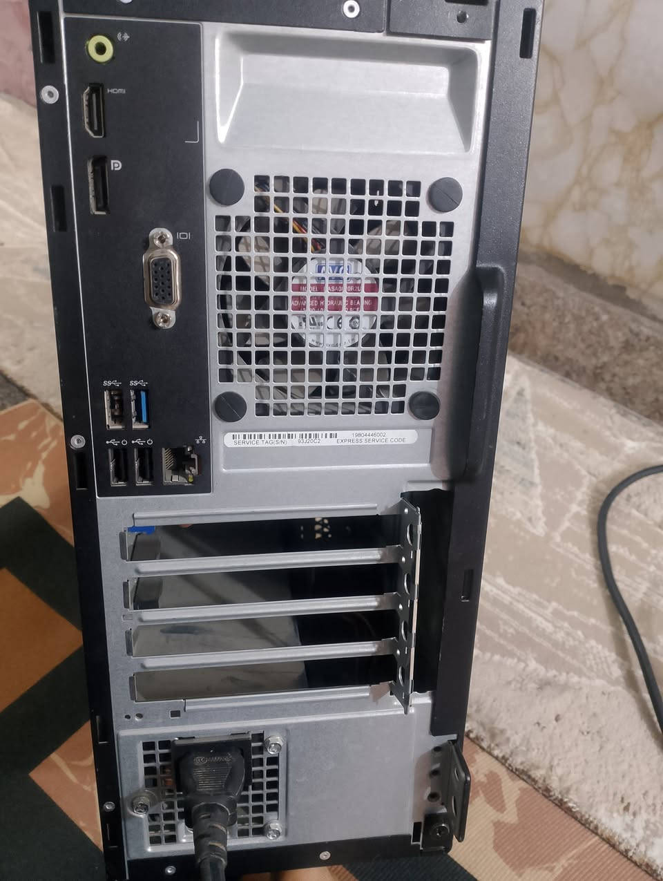 السلام عليكم كيس نوع delloptiplex3040 المعالج انتل كور اي 3 الرام 4كيكا بدون هارد نظيف جدا  السعر 120 الف  الاتصال *********** بغداد, العراق

نص مكتوب في الصور:
- System Information Bios version = 1.3.5 Service Tag = 93J20C2 Asset Tag = (none) Ownership Tag = (none) Manufacture Date = 08/17/2016 Ownership Date = 01/25/2017 Express Service Code = 19804446002 Signed Firmware Update is enabled Memory Information Memory Installed = 4096 MB Memory Available = 4021 MB Memory Speed = 1600 MHz Memory Channel Mode = Single Memory Technology = DDR3L SDRAM DIMM 1 Size = 4096 MB DIMM 2 Size = *** DIMM Slot Empty *** NOTE: Due to an amount of memory being assigned for system use, "Memory Available" is less than "Memory Installed". Note that certain operating systems may not be able to use all the available memory. PCI Information Slot1 = (Empty) Slot2 = (Empty) Slot3 = (Empty) Slot4 = (Empty) Processor Information Processor Type = Intel(R) Core(TM) i3-6100 CPU @ 3.70GHz Core Count = 2 Restore Settings Ex
- System Information Bios version = 1.3.5 Service Tag = 93J20C2 Asset Tag = (none) Ownership Tag = (none) Manufacture Date = 08/17/2016 Ownership Date = 01/25/2017 Express Service Code = 19804446002 Signed Firmware Update is enabled Memory Information Memory Installed = 4096 MB Memory Available = 4021 MB Memory Speed = 1600 MHz Memory Channel Mode = Single Memory Technology = DDR3L SDRAM DIMM 1 Size = 4096 MB DIMM 2 Size = *** DIMM Slot Empty *** NOTE: Due to an amount of memory being assigned for system use, "Memory Available" is less than "Memory Installed". Note that certain operating systems may not be able to use all the available memory. PCI Information Slot1 = (Empty) Slot2 = (Empty) Slot3 = (Empty) Slot4 = (Empty) Processor Information Processor Type = Intel(R) Core(TM) i3-6100 CPU @ 3.70GHz Core Count = 2 Restore Settings Exit