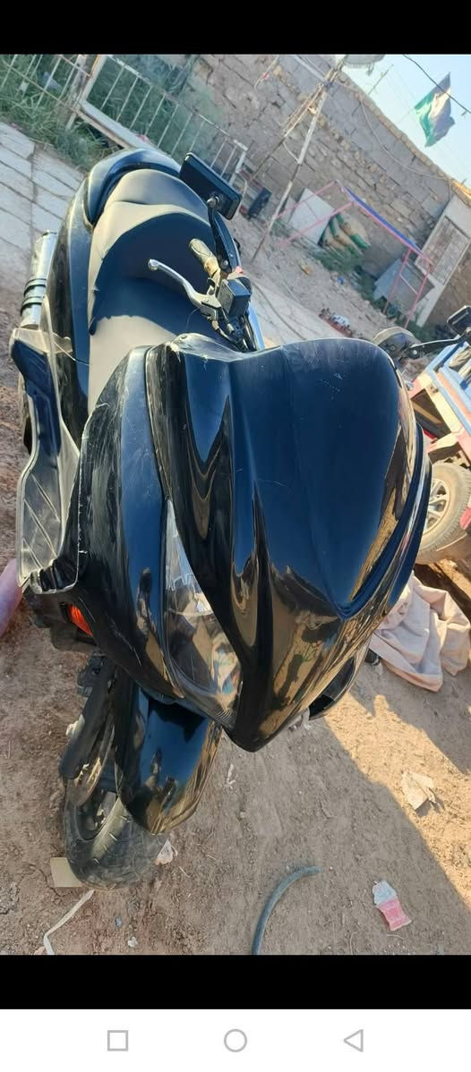 فورزه صفر عشره للبيع شغاله بس بيها خيط دخان المكان كوت خاجيه قرب دائرة المرور كهربائيات كلها شغاله الاتصال ***********
