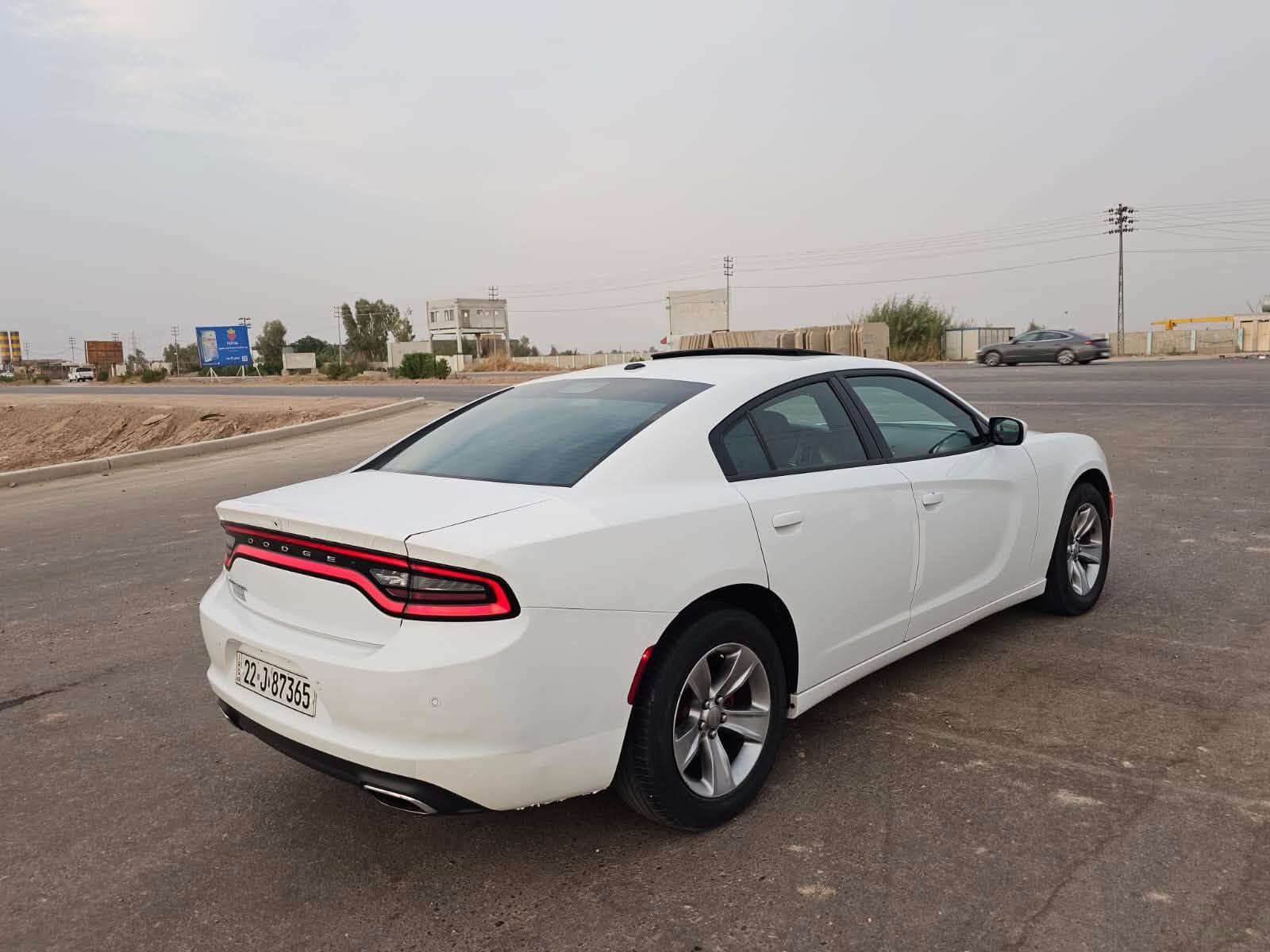 Charger Rallye plus
جارجر موديل 2017
رقم اربيل دولي بسمي
وارد كندي  كفاله عامه 
عدا بيه بي دي آر مكانين فقط
مكينه كير كفاله شرط ع وضع الشركه
تخم تاير صار اسبوع شاده
المسافة المقطوعة 100
حجم المحرك 3600
مواصفات 
فتحه
رادار  
شفتات استيرن
دماااام الباين
داخل اسود
كامره خلفيه
 مصابيح امامية زنون مع بلوجكتر LED .
ويل قياس 18
شاشه كبيرة مع نظام ملاحة نفكيشن GPS .
 مقاعد أمامية كهربائية
مقاعد أمامية  وتدفئة .
 تشغيل عن بعد . .
 محدد سرعة . .
 كاميرا خلفية دوارة.
حساس خلفي
 مرايا  ترحيب متحسسة للاضاءة
دخول ذكي بصمة
السياره جديده جداً وبالكاااارتون
للاستفسار***********
مكان السيارة بابل
