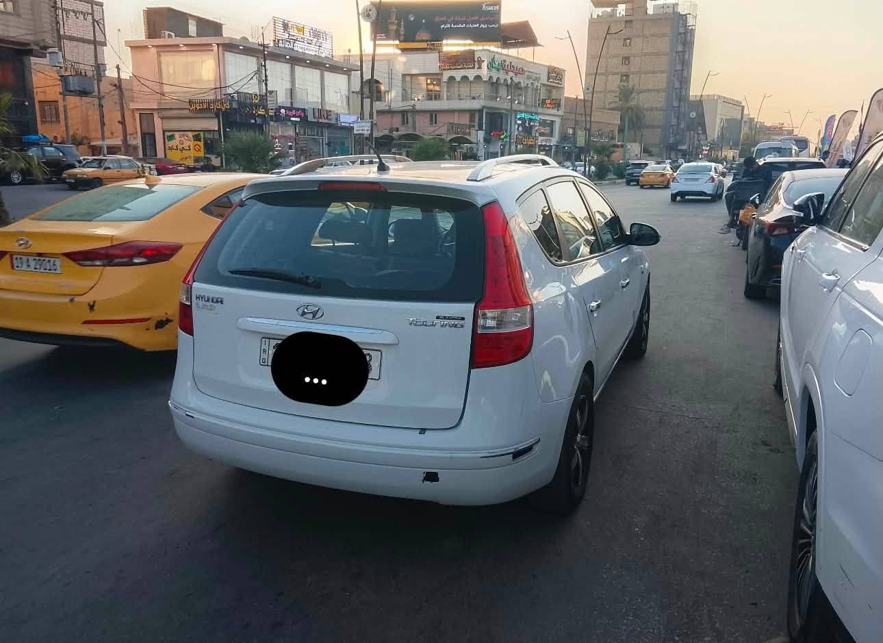 للبيع
بيها مكانات صبغ بس ابيع مصبوغة حزام .. حادثها من امريكا بالگصة وحادث بالعراق بالجاملغ الأيسر الخلفي سيارة حلوة كهربائياتها كلها شغالة تبريدها بارد وباتري جديد وتخم تاير ومكينة خير من الله رقم كربلاء دولي باسمي ب 68 وبيها مجال 

متواجد كربلاء وبغداد 
***********
