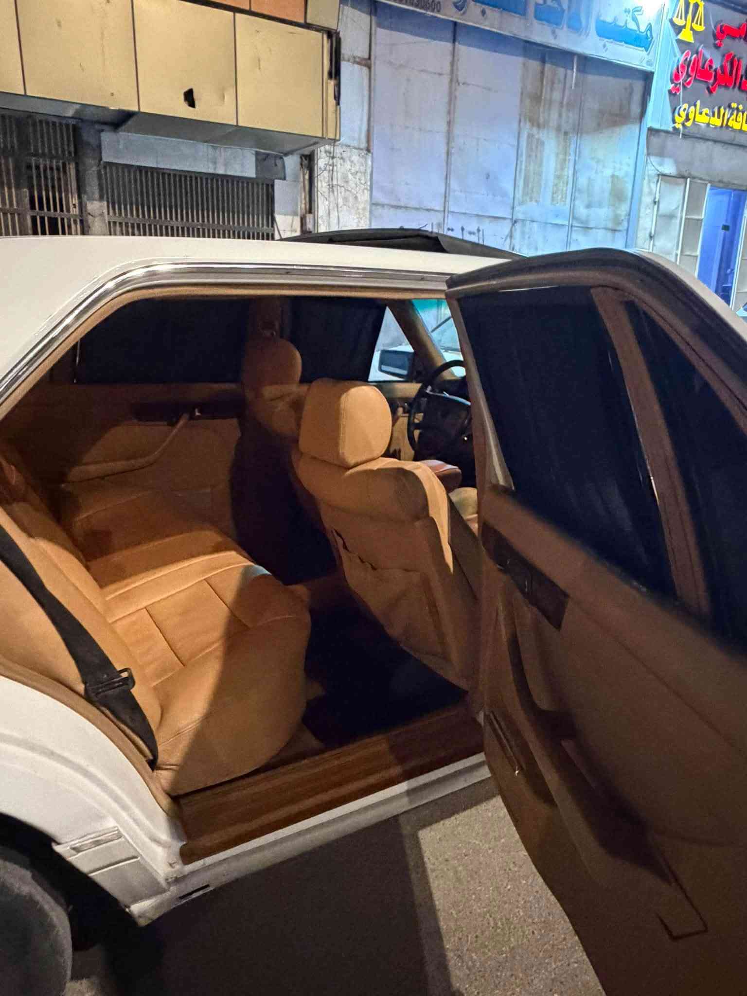 للبيع باب طويل موديل 89 فول فتحه كشنات كهرباء+خزن  تبريد اريل كهرباء انگر سلف واطلع ناقصهه بس سايق جاهزه من كلشي جاهز من تايرات حداديه مكينه عربانه خلفي الخ…

مكينه 2500 بطه

(رقم بغداد تحويل مباشر+مكاني الحله وراعيهه جيراني گبل اوديك لراعيهه) 

بيع فقط ….. ***********

السعر 70
