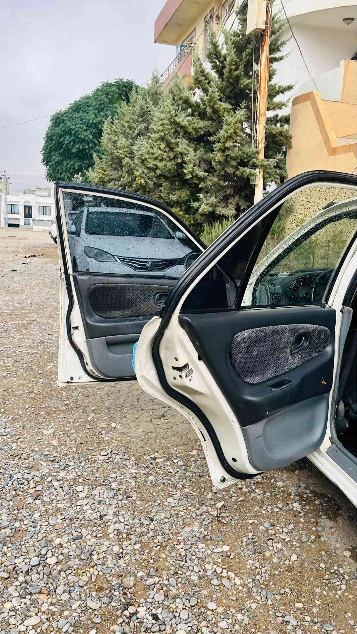 پڕۆتۆن 2004
گێڕ ئۆتۆماتیک
گێڕ و مەکینە بەشەرت
سەرف و سەوت و لێچوونی نییە
تەبرید سارد و گەرم
سەنەوی جنوب بەشەرتی ئەوەلیات و حاسیبە
ماڵی مەدەنی و کێشەی عەشایەری نیە
مووس و بڕاوە بەشەرت 
کامل کارەبایی لەسەر سویچ
دوو جام کارەبایی
قوفڵ مەرکەزی و کۆنتڕۆڵ
Abs
دەعمی قورس و لێدراوی نییە
شوێن سلێمانی
قیست و قەرز و ئاڵوگۆڕم نییە
موشتەری چات بکات السليمانية, العراق
