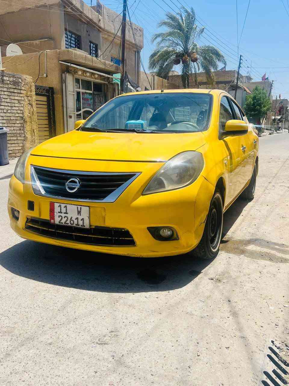 السلام عليكم سيارة نيسان سني هندي موديل 2014 سيارة خير من الله تبريد ثلج بسمي تحويل ثاني يوم سيارة كدامكم الصور كلشي موضح بس الصدر الامامي نص عمر خلفي نضيف رقم نكليزي بغداد (عنوان بغداد حي الجهاد للتواصل ***********)سعر 70 وبيهة مجال
