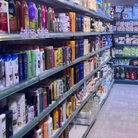 سوبرماركت • حي الجهاد المحانيه • ٣٠٠متر