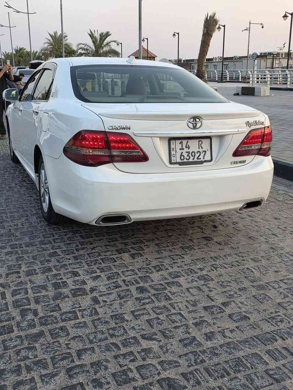 حوته موديل ٢٠٠٨ بسمي بيها مكانين صبغ فقط والباقي كفاله عامه فول فول عده الفتحه سعرها ١٤٠ ترهم مراوس
***********
