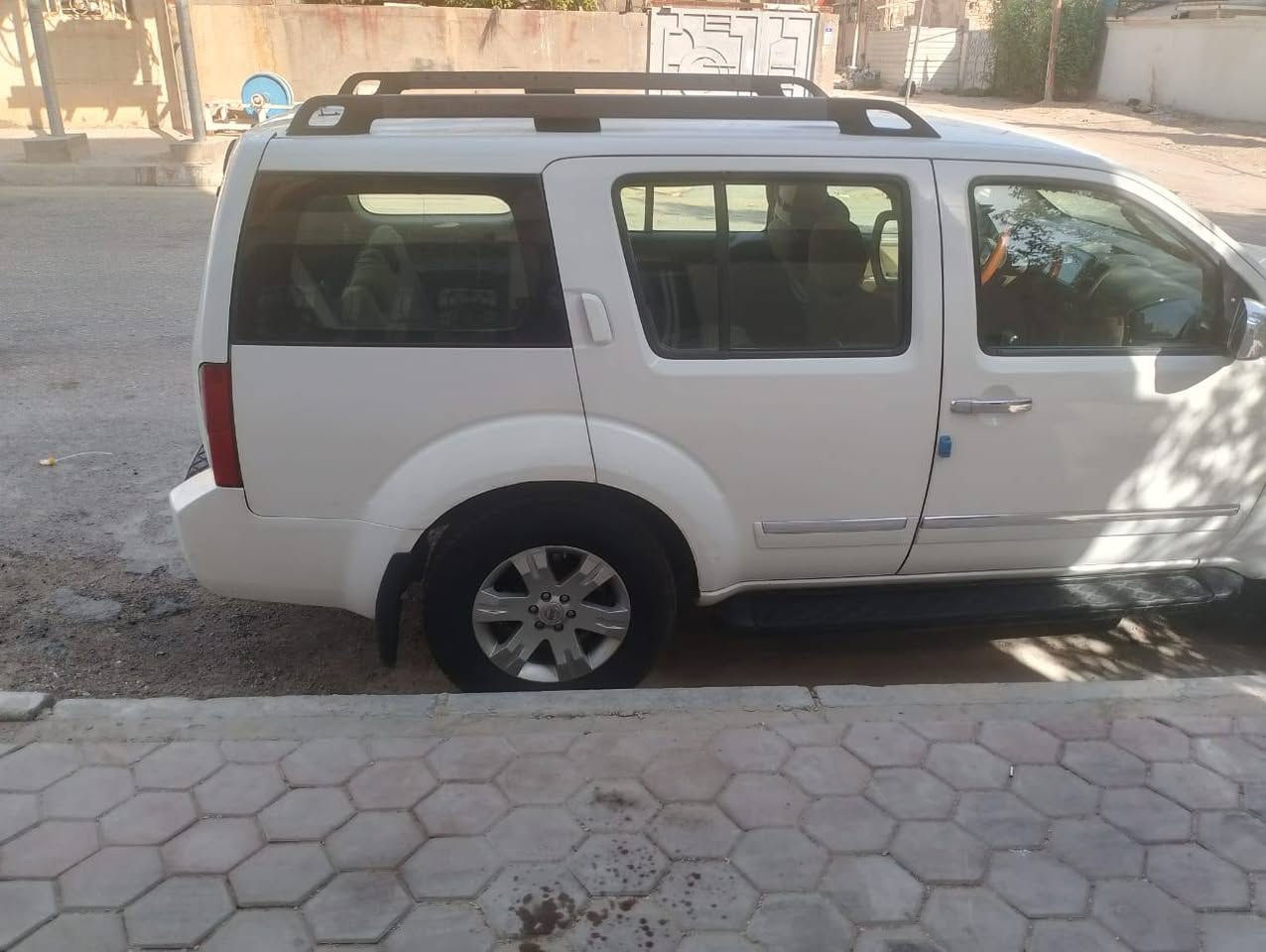 السلام عليكم نيسان باثفندر موديل 2008 مكفولة كفالة عامة مكينة كير حدادية تخم تاير تبريد منضومة غاز كفالة من الصبغ و التبديل و الضربة خليجية بغداد بأسمي سنوية جديدة السعر 93 الاتصال ***********

