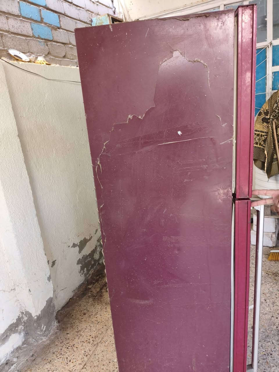 سلام عليكم ثلاجه لبيع كبالكم هاي ماطور جديد بعذه ضمانه وبس لبيبان واكعات كون تسوهن لبيع ب50قفل جديد لماطور مكان بنجف شراي يتصل ***********
