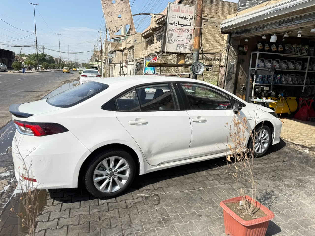 السلام عليكم سياره كورلا وارد صيني بيه قطعتين بارد موديل 2025 ماشيه49 ألف
السعر145 وبيه مجال
العنوان بغداد الشعب 
رقم ***********
