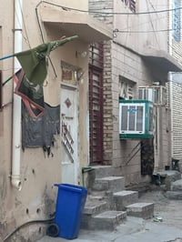 متاح بيت طابق ثاني للأيجار شارع الحسينيه مقابيل جامع شيخ صاحب  0781657...