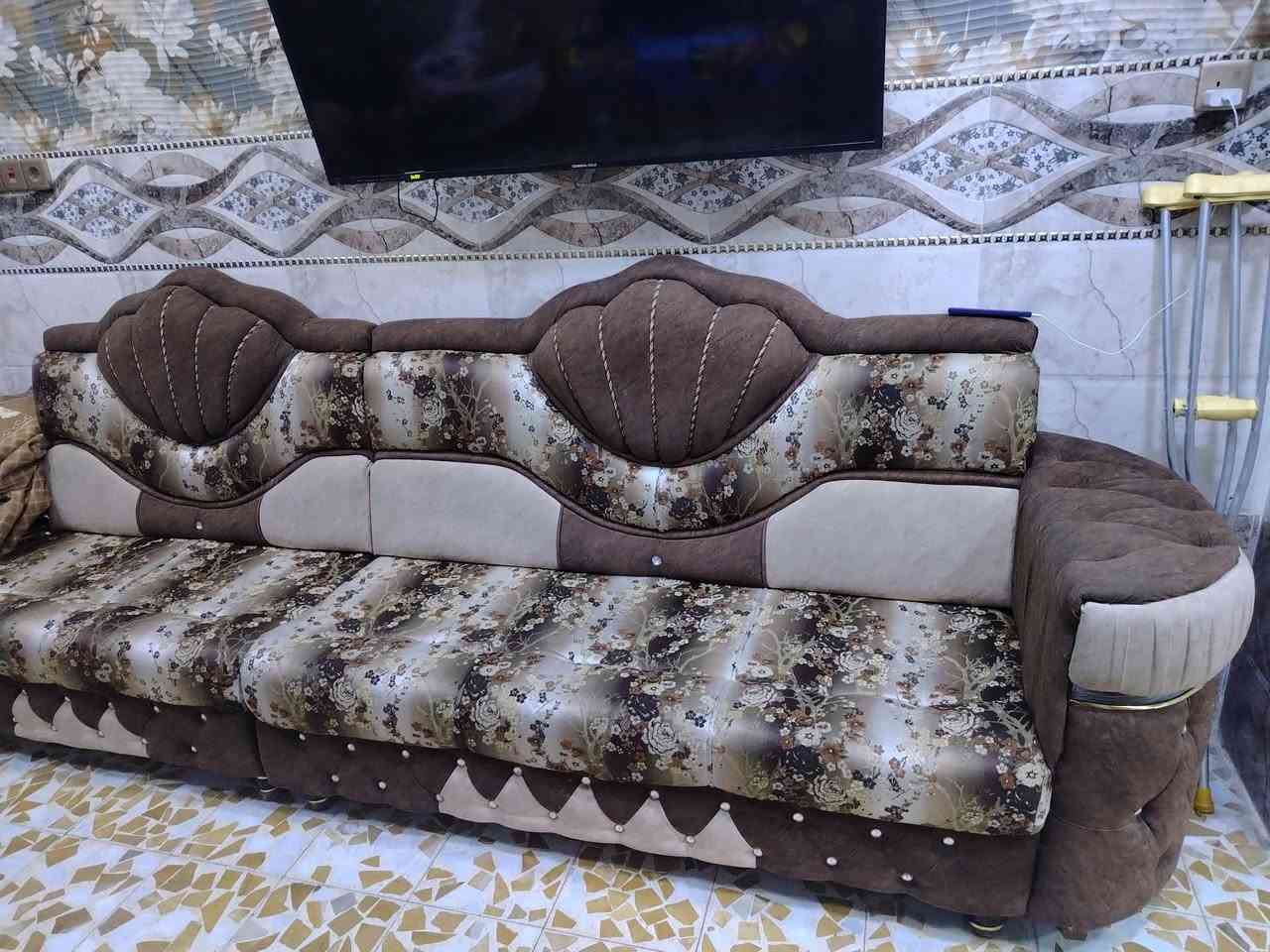 ديوان • ٧م • للبيع