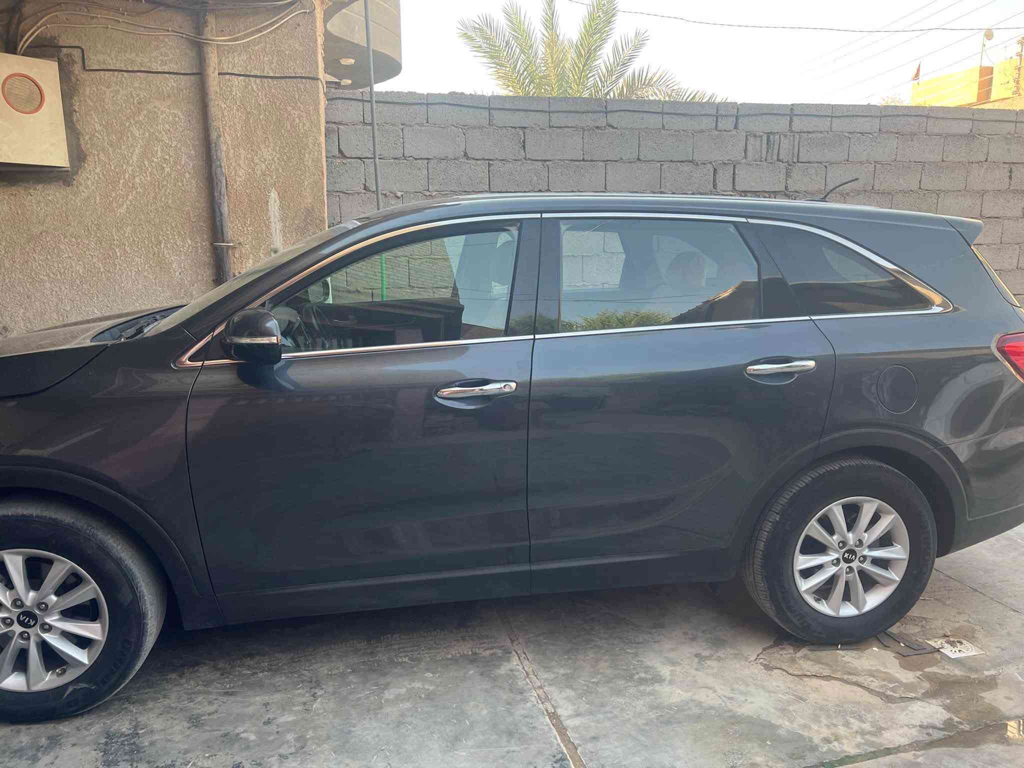سورنتو موديل20
وارد امريكي كلين نص مواصفات ماشية 88الف ميل
بيها شخوط بسيطة في بعض الاماكن السيارة بشرط الكير والمحرك حدادية تمام التايرات نص عمر شرط الفحص السيارة وبأسمي للاتصال ***********
الاثير***********
السعر 195
مكاني كربلاء حي القادسية
