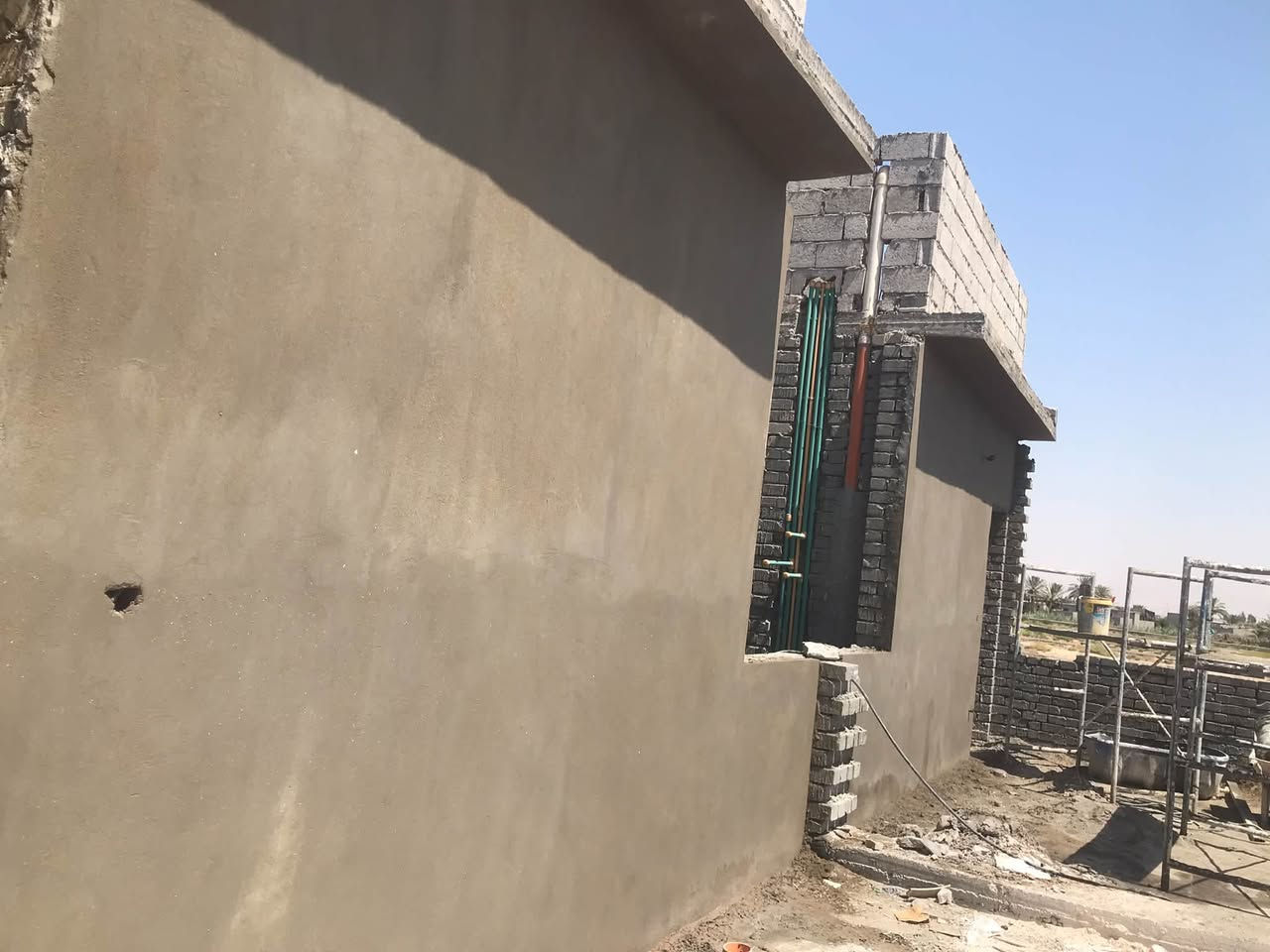 لباخ متفرغ حاليًا
نشتغل قطعي وع المتر حسب العمل سقل / جراره / واجهات /تصفير / مساطر شغل كله شرط ليزر وكبان 

***********
