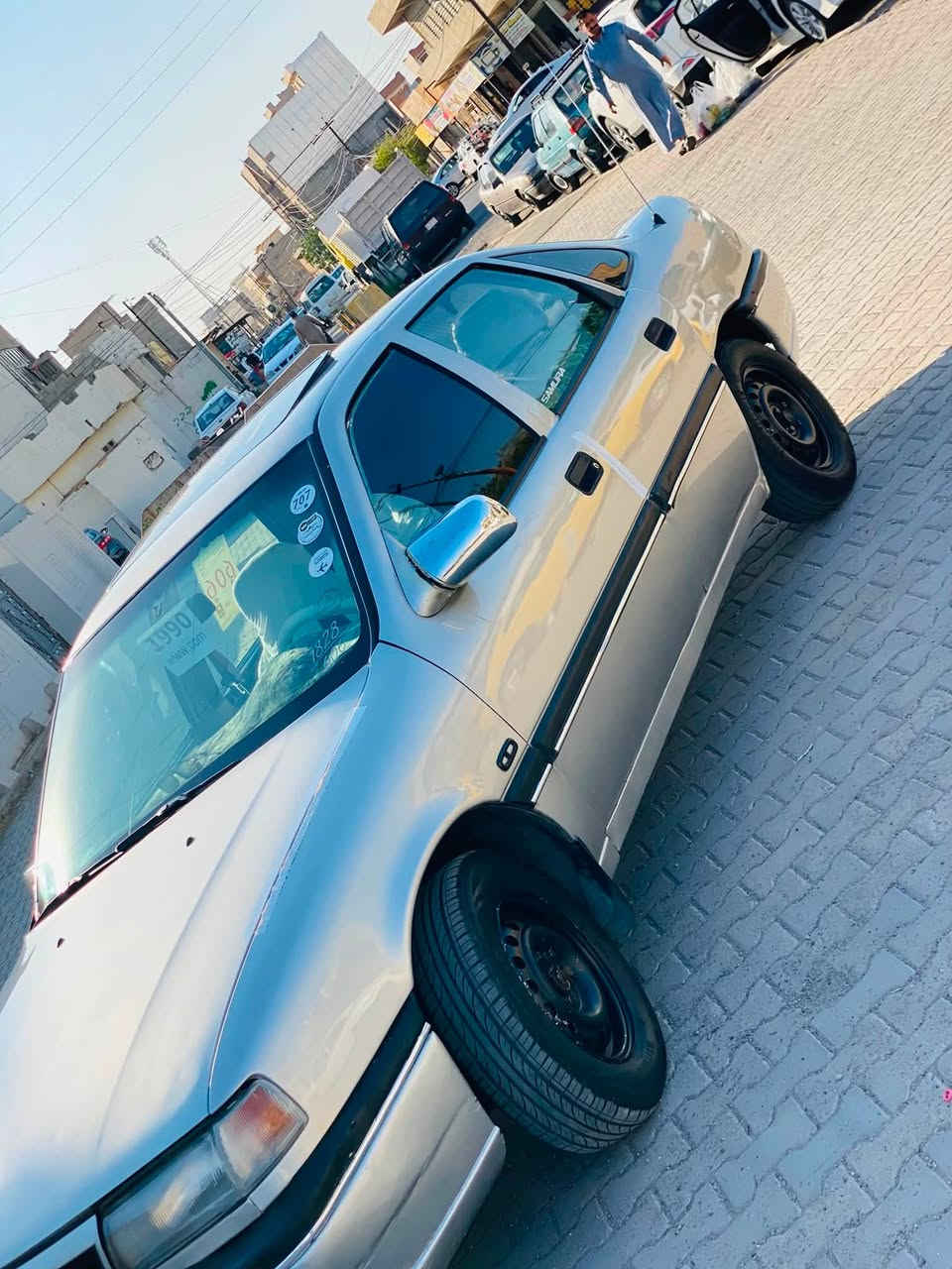 اوپل ڤيكترا
موديل 1990
مه كينه 20وتوماتيك
 سلايت كوشن هيته ر بي ليدارن لوك لوكه
شوين كركوك 
سعر ٤٣$ مجال
ژمارى موبايل ***********
