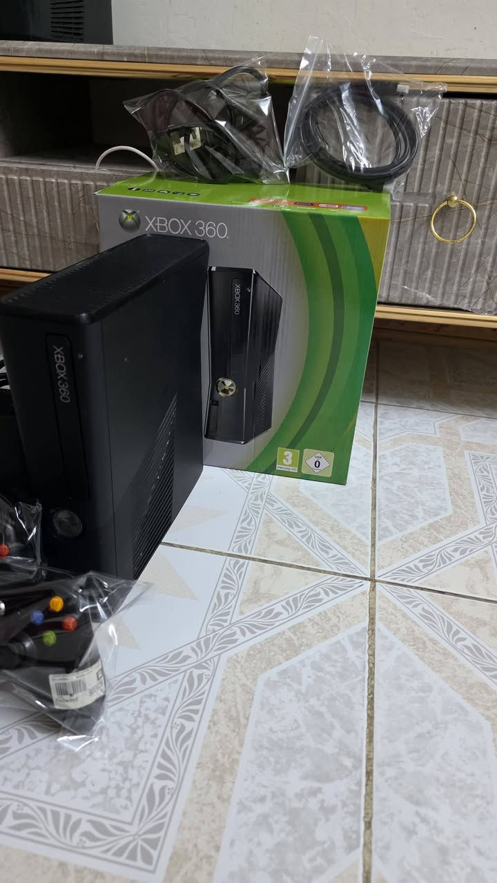 اكس بوكس 360 • ٧١ لعبة • ٢ جوستك
