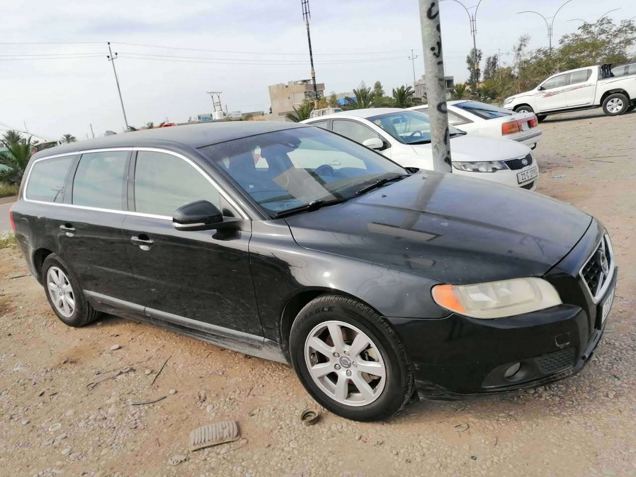 سلام عليكم عندي سياره فالفو ٢٠١٣ ستيشن موديل موديل V70 محرك ٤ بستم حجم ٢٠٠٠ تيربو رقم سليمانيه تبريد فول حساسات بصمه سنويه بسمي بس بي جراد قماره وبنيد وكل بلاد مراوس حسب القناعة ***********فاروق مكان ديالى خانقين
