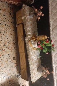 ميز • طاولة