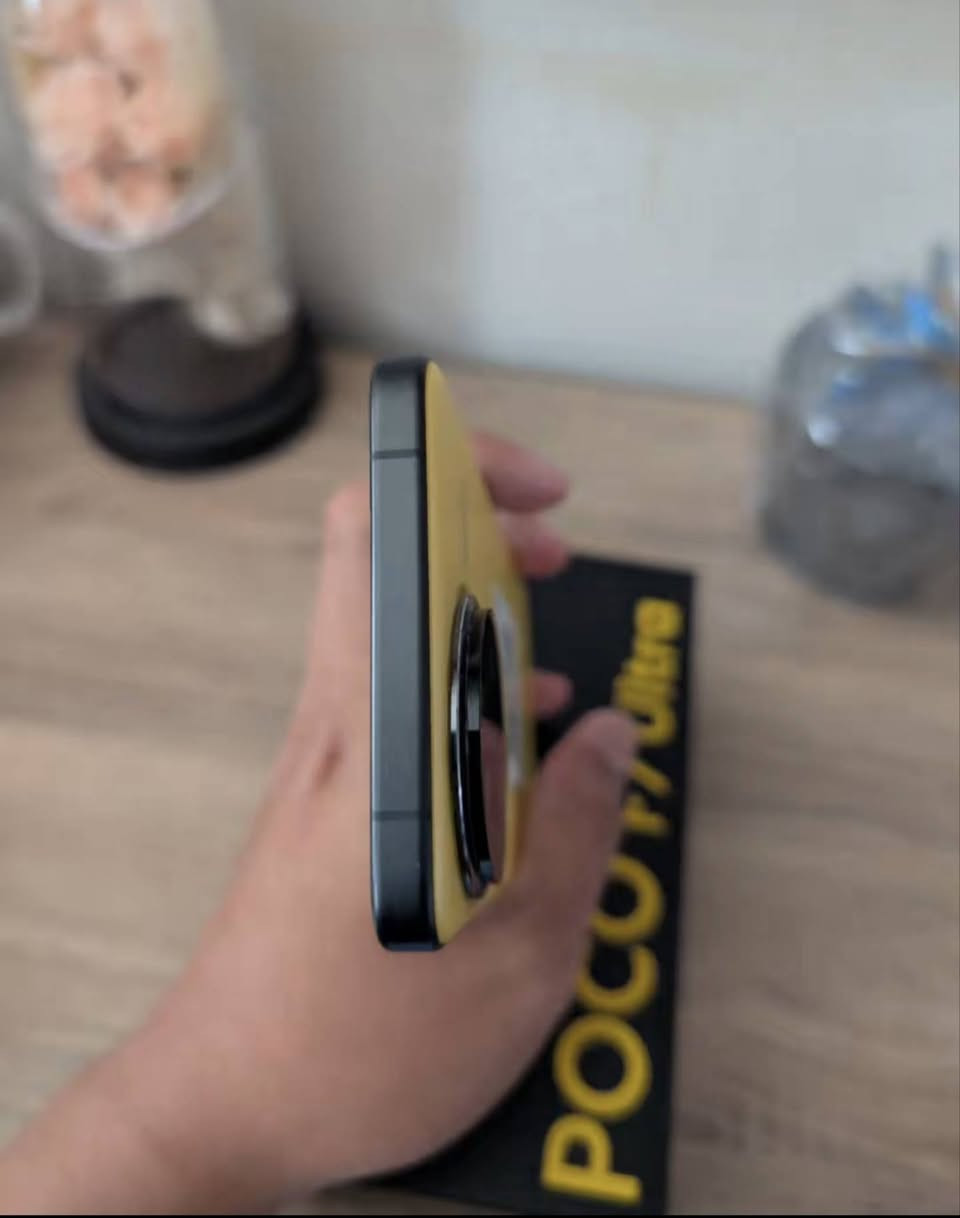 السلام عليكم جهاز للبيع 
بوكو F7 ultra 
الذاكره 512 
الرام 16+16
بطاقه 99 مشحون 100 مره
سعه البطاريه 6000 ملي امبير
سرعه الشحن 120W
المعالج سناب درايكون 8 ايليت
الكامره 50ميغا بكسل 60X
ببجي يدعم 120 فريم
تردد الشاشه 120 هيرتز
اللون اصفر 
الجهاز كامل الملحقات 
مكاني بغداد *********** 
الوتاصل واتس اب 
السعر 725 بي مجال شي قليل
