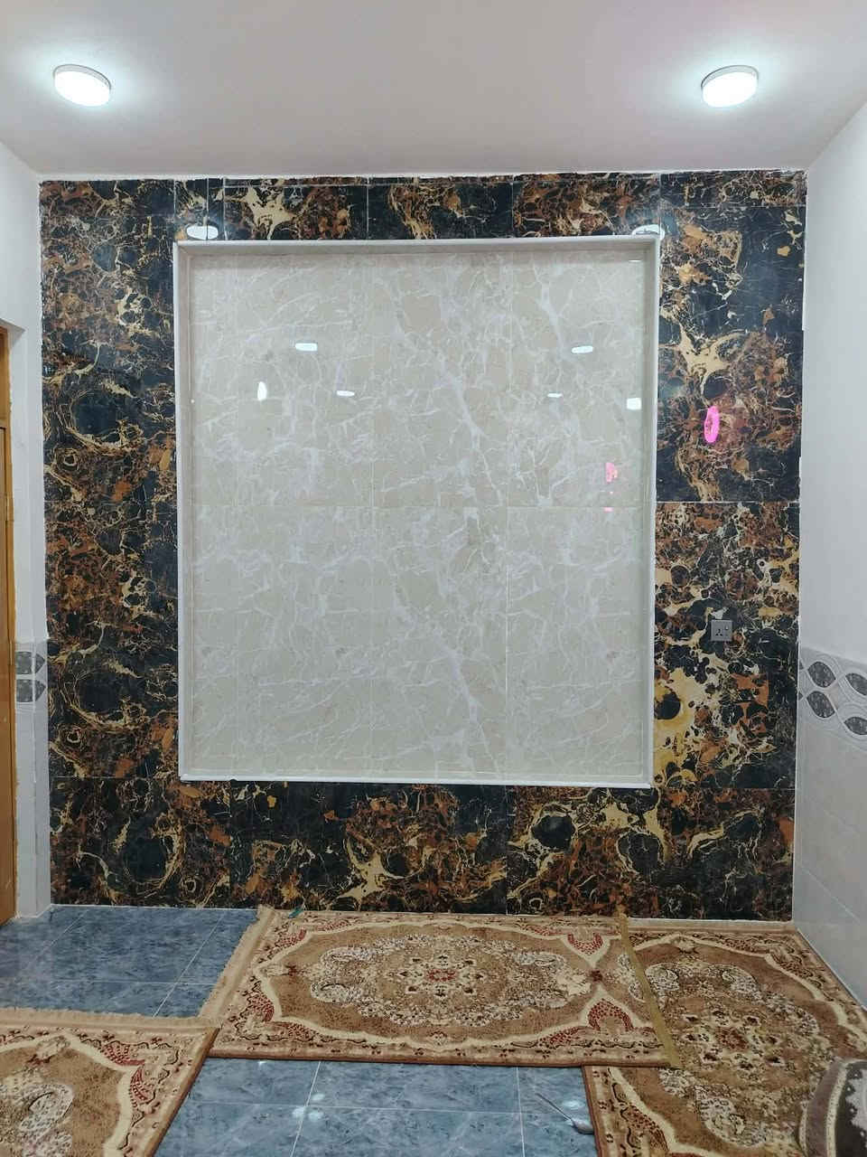 دار🏠 للبيع للبيع طابق ونص المساحه 100متر على ساحه ✅
حي النداء شارع المجمعات منطقه 52 قريبه على الشارع السعر97
وبيه مجال للاستفسار خاص او ***********
