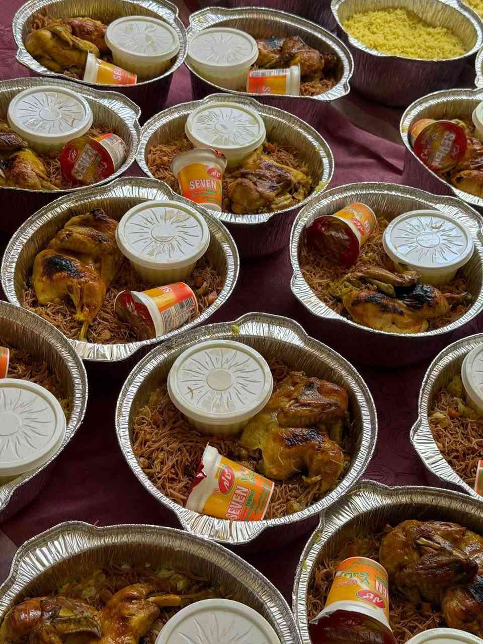 مستعدون لتجهيز الأكلات المنزليه 🌹😍
طبخ بيت متعوب عليه كادر نسائي مميز 🌹 
كلشي يجيكم مثل ماتردون طبخ كامل والطعم رائع الي يحب يحجز يثبت الحجز قبل يوم او يومين نستخدم لحم عراقي خالص والدجاج كذالك 
توجد خدمة توصيل مركز الناصريه الحجز واتساب او الصفحه الرئيسيه وتدللون ***********
مأكولات بركات ام البنين  في خدمتكم 🌹 
ارفعوا المنشور على حب محمد وال محمد 🙏
