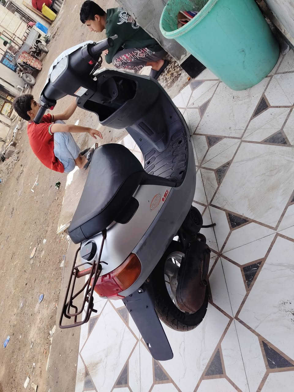 للبيع • بدون تفاصيل • مجهول