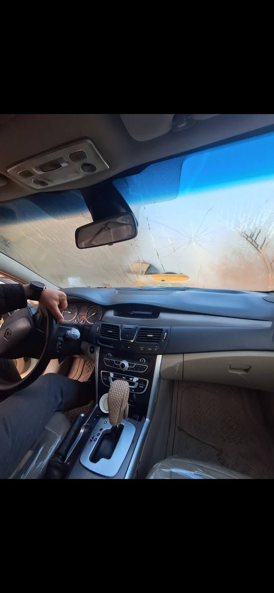 للبيع المكان الديوانية أو مراوس 
6سلندر مواصفات الخليجي 1/1 محرك 2500 الاقتصادي سيارة فوول
***********

نص مكتوب في الصور:
- حسين فاضل 💔
- ٩:٥٩ ٢٠٢٥/١٢/٠٧ ص