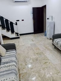 شموخ شارع ابو هبه • ١٠٠م • غرفتين