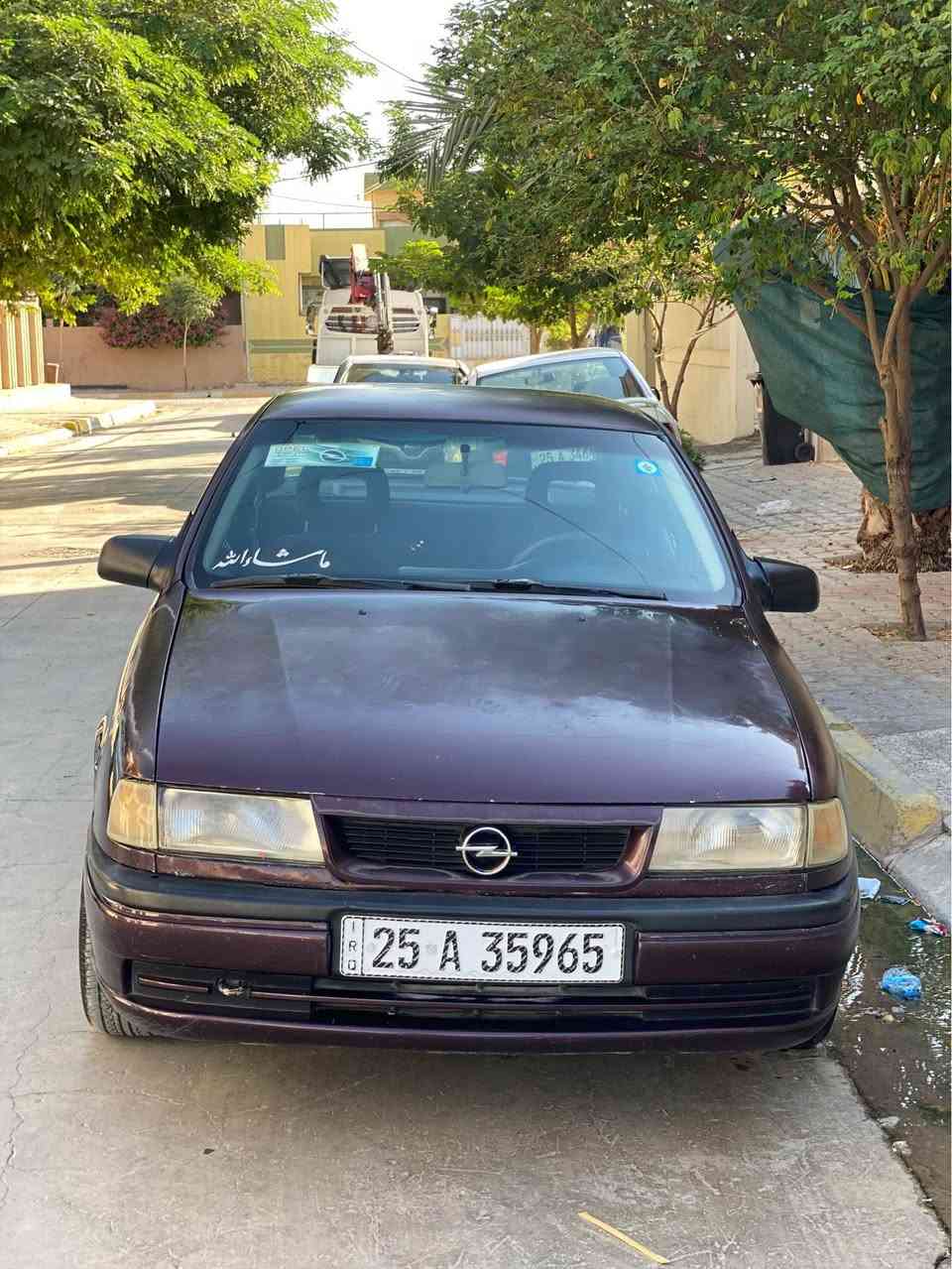 أوبل فكترا موديل 1993 هزه جديد سنويه نهاية2027 بأسمي السيارة تحويل ثاني يوم سيارة جداً نضيفه شرط كير ومحرك وكشر ..تخم تاير جديد كهربائيات كلهة شغاله ***********واتساب كركوك, العراق
