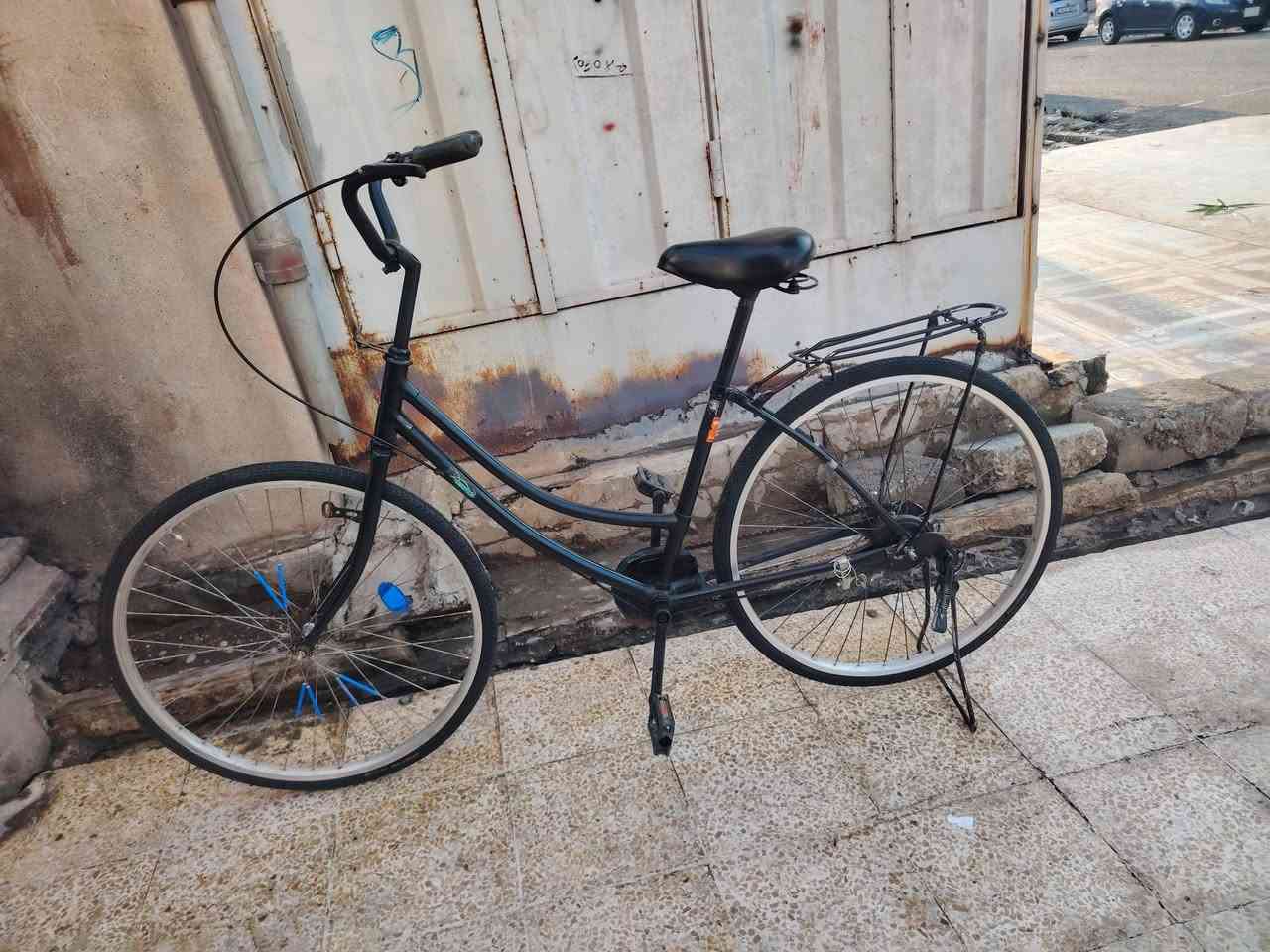 سلام عليكم اخوان بسكل البيع حجم 26 سعر55 وبي مجال رقم ***********
