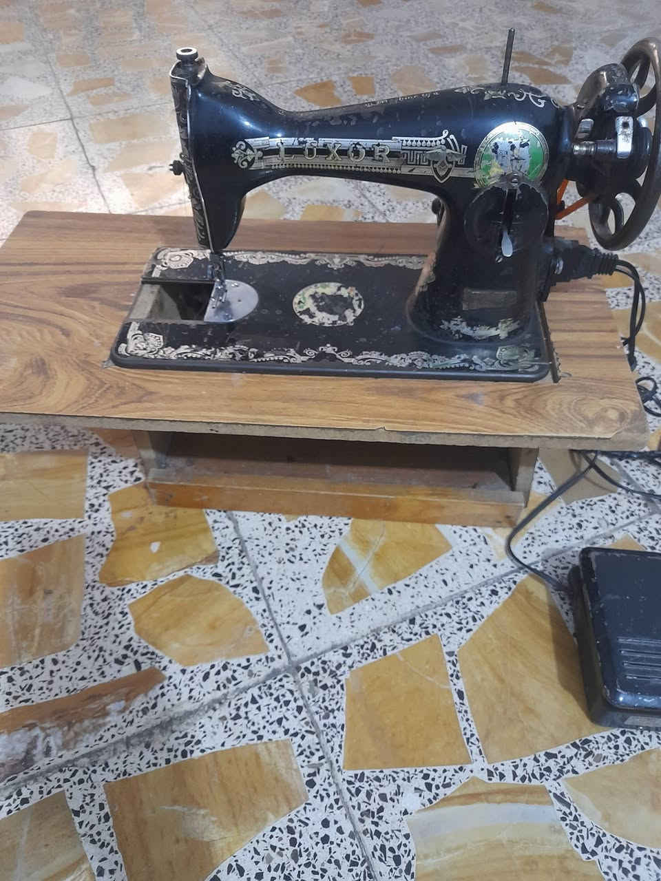 بابين صاج • بابين المنيوم • مكينة خياطة