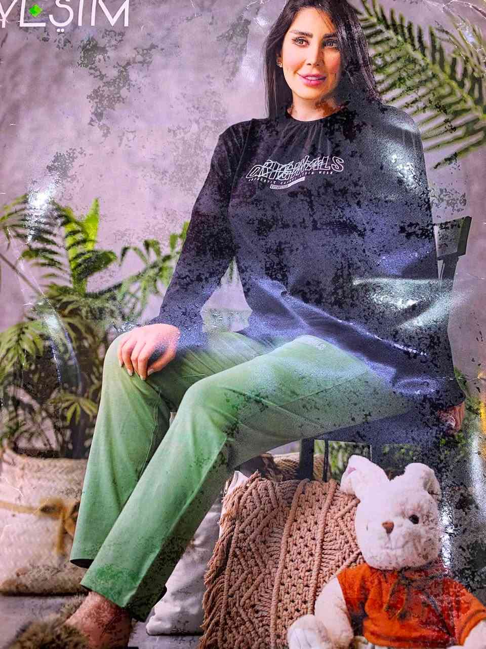 معنا تكتمل أناقتك سيدتي👗👜💄
قطعة مصنوعة  بدقة وتصميم  ولا غلطة🌙✨ 
ترك خامة قطن ليكرا باردة وناعمة

السعر ١٥ الف

القياسات L.XL.2XL

للحجز والاستفسار مراسله الصفحة
واتساب ***********

#اقمشة_حجي_صالح_الكلابي #موسم2026 #الشورجة #البسة #سوتات
