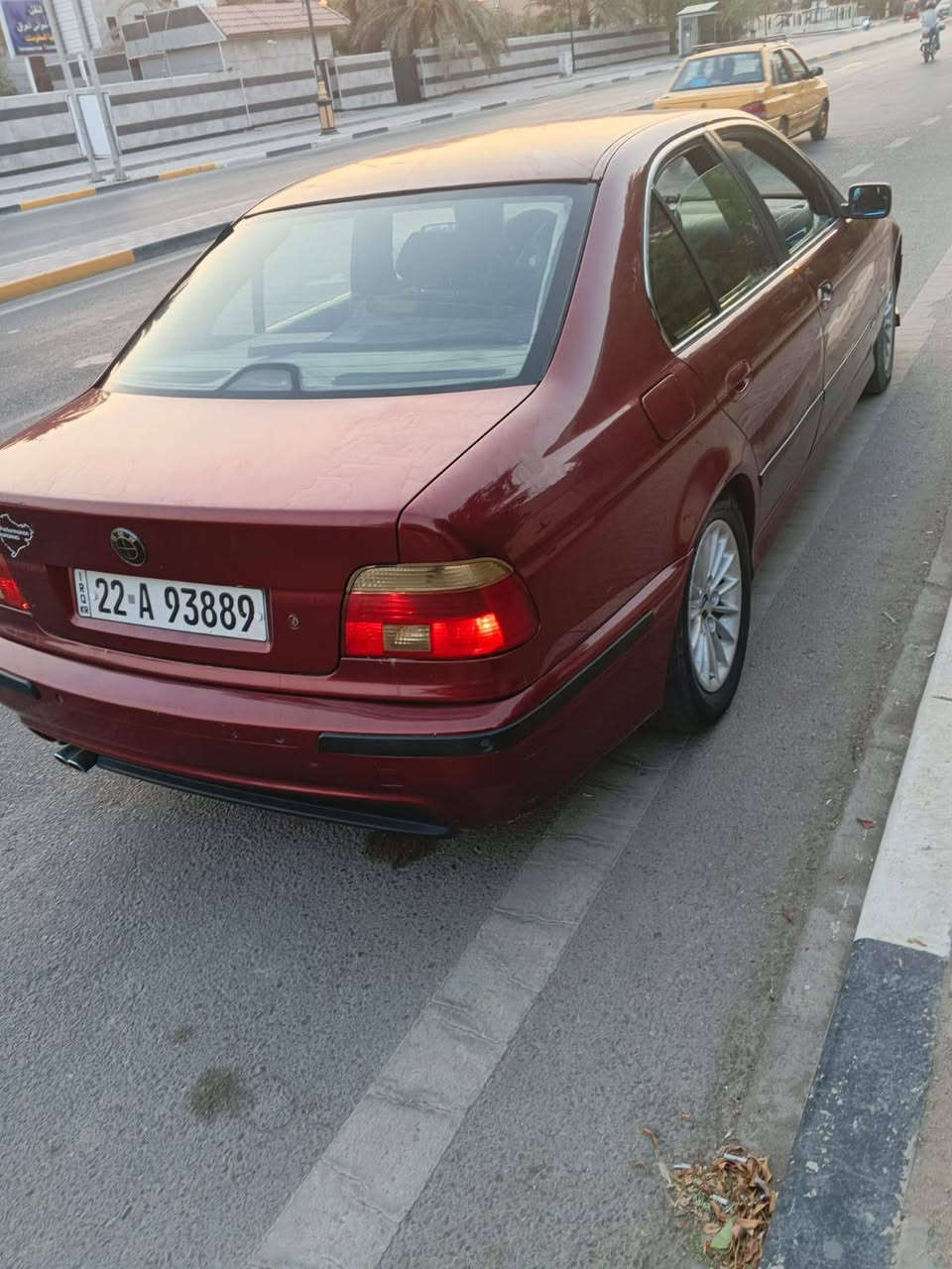 للبيع BMW صقر 1996
528 اربيل 
مكان السيارة بصرة السعر 78$
غير متواجد ع الفيس للاستفسار اتصل على ***********
