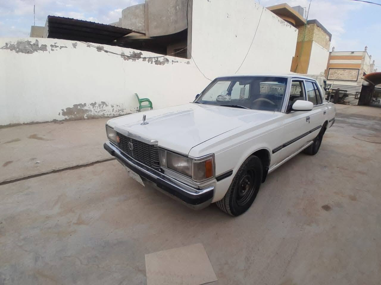 تيوتا كراون 1982 سنوية بسمي لل 31 شواصي مكفولة تخم تاير باتري جديد صدر جديد تبريد شغال جاهزة يحتاج تلحيظات بسيطة بيها مكينة راس الثور سعر 40 مكان بغداد ***********
