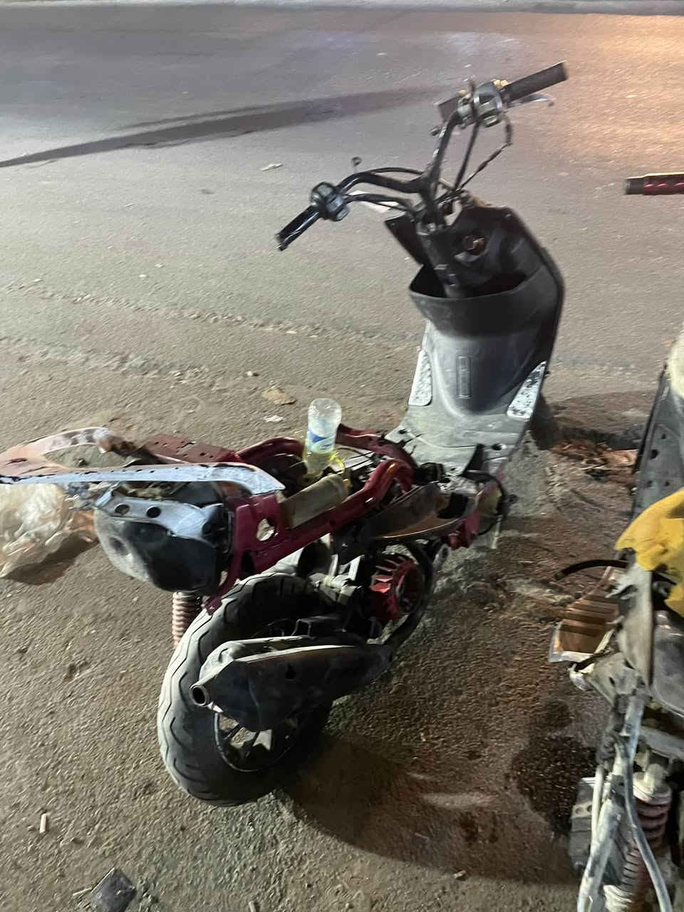 ماكس للبيع كاطعه نارية
سعرها ٢٥٠ مكينته ٥٥ مكفوله من كلشي وخرسة

دراجة مال لعب ع هلحطة ابيع
مكاني بغداد نهاية حي اور

***********
