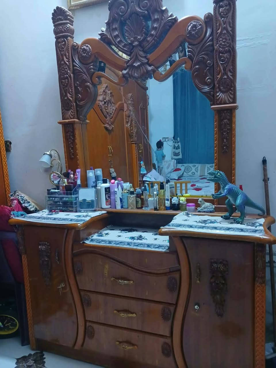 غرفه نوم صاج للبيع نضيفه سعره 600 قفل قفل قفل مكان سوك الشيوخ كرمه بني سعيد شراي يتفضل خاص
