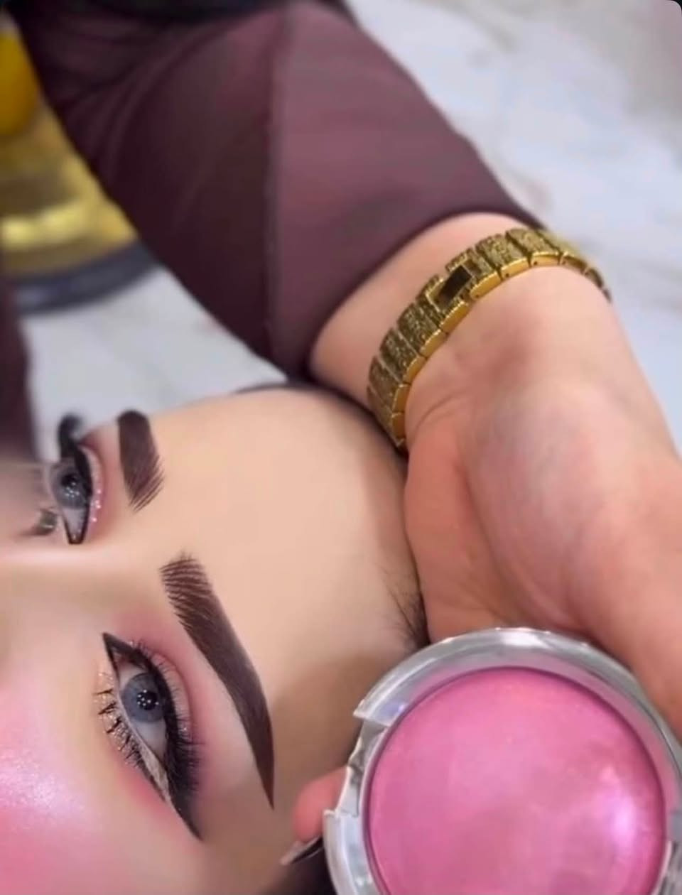 يلله عرايسنا الحلوين ثبتو حجوزاتكم ع الرقم ***********وعدنه عروض کلش حلوه
