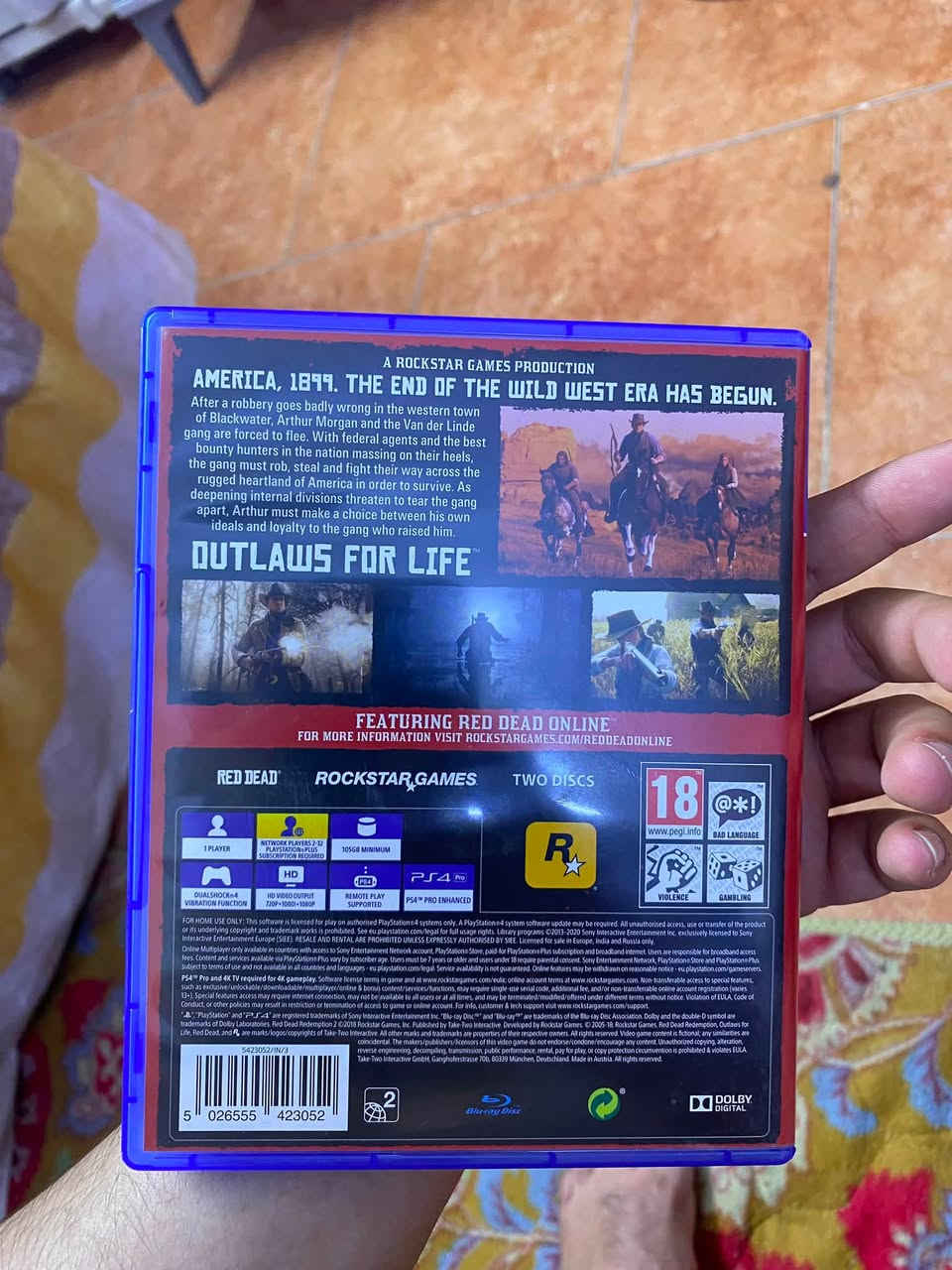 🔥 فرصة لمحبين الألعاب والأساطير.. 
ريد ديد 2 (Red Dead Redemption 2) للبيع او المراوس ! 🤠

إذا تحب الألعاب العملاقة والقصص الخرافية، فهذي نسختك المضمونة للـ PS4:
 القصة والشخصيات: تعيش أجمل أيام الغرب الأمريكي ويا "آرثر مورغان" وعصابته بقصة تبكي الحجر من روعتها.
 عالم مفتوح: عالم ضخم، تفاصيل مجنونة، وحرية كاملة باللعب والاستكشاف.
 النسخة الكاملة: اللعبة بقرصين (Disc 2)، وياها طور الأونلاين متعة اللي ماتخلص.
 
النظافة والحالة: الأقراص والعلبة بحالة ممتازة وجاهزة للاستخدام الفوري.

السعر: ( 25 الف )
التسليم: بغداد (البلديات) أو الترتيب ع الخاص.
للشراء أو الاستفسار، راسلني ع الخاص ! 

***********
