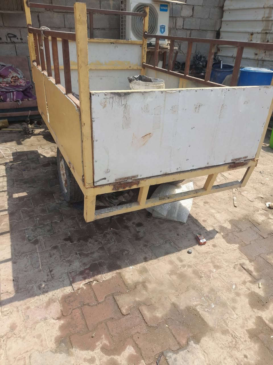 سلام عليكم ستوت للبيع ايفان أدوات ستوت حلو بدي  تفصل  بس محرك ايبخر  ستوت شغال شاصي مكفول ستوت سعره 600 أو بيه مجال غليل  مكاني البصره أبو الخصيب طريق محوله الزهير  ***********
