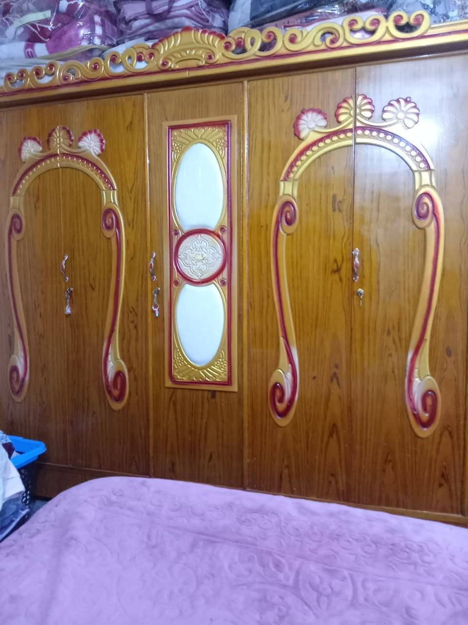 السلام عليكم غرفة نوم للبيع شرط جديدة ونظيفة حييل
عنواني حويجة
اتصل وتدلل***********
