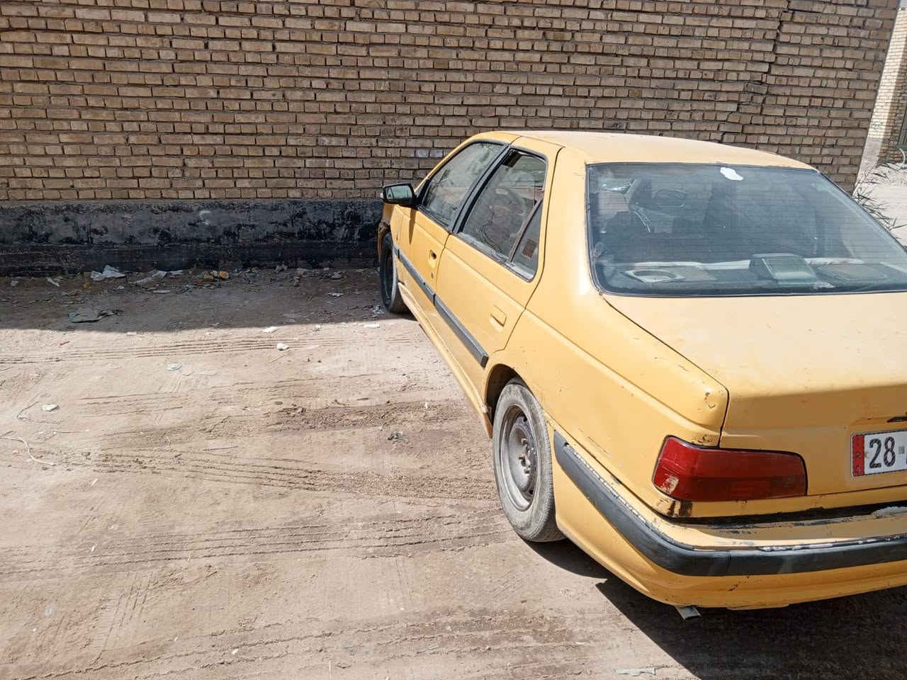 سلام عليكم سياره للبيع
مديل 15
رقم نجف انكليزي جاهزه لتحويل
سياره مصفرة من الغرامات بس الهيئة مطلوبه 120 الف 
سعرها 13 وبيها مجال
مكان الدوانية قضاء الشامية
رقم صاحب السيارة +964 782 503 8509
