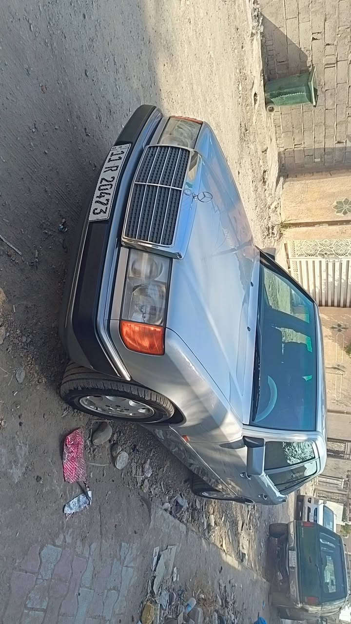 السلام عليكم مرسيدس دب E300 موديل 1991
سياره باسمي 

مواصفات فول

كير ومحرك مكفولات

مري تحكم كهرباء

اربع جامات كهرباء

تبريد ثلج

قواعد مكفوله

تنته طكتين

سنتر لوك

مقاعد كهربائيه

ترايك وين مايعجبك 

مكاني بغداد قرب مجمع بسمايه 

***********
