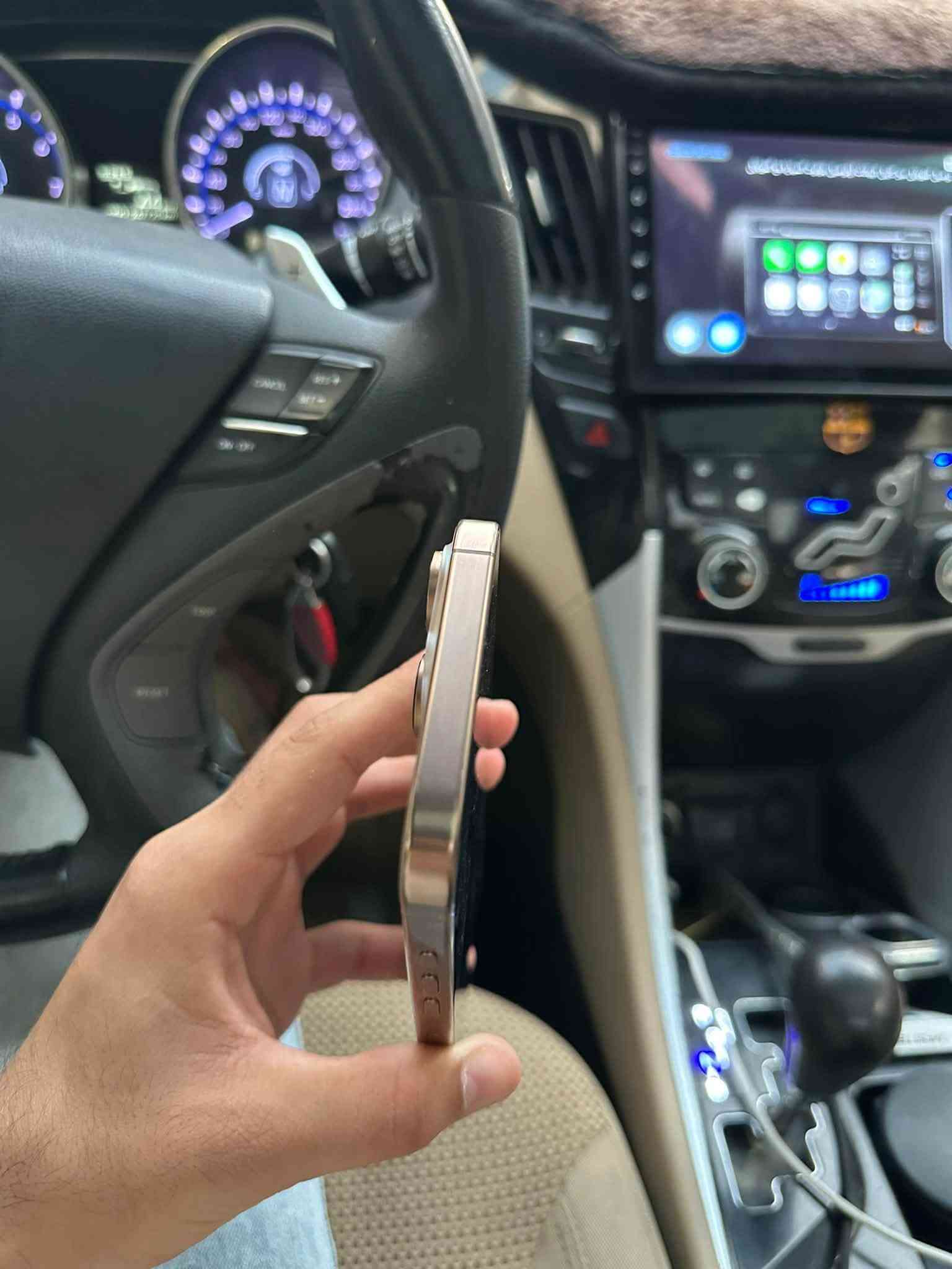 16 برو ماكس
ذاكرة 256 بطارية 99 

مكفول من كلشي وممفتوح وتر عربي شرق اوسط 

بدون ملحقات 

سعره 1300

مكاني بعقوبة والخالص 

***********

نص مكتوب في الصور:
- 5:51 37 37 حول الاسم iPhone fz.gx إصدار iOS 26.6.2 اسم الطراز iPhone 16 Pro Max رقم الطراز MYWJ3AE/A الرقم التسلسلي F94RF9G1VT 0 الأغاني 566 الفيديوهات 2,185 الصور 256 غ.ب. السعة 130.66 غ.ب. متوفرة عنوان Wi-Fi F4:52:93:93:B3:03 Bluetooth F4:52:93:8B:51:6B 2.70.01 البرنامج الثابت للمودم SEID
- 5:51 37 حالة البطارية < حالة البطارية عادية تعمل بطارية iPhone هذه على النحو المتوقع. حول البطارية والضمان... الحد الأقصى للقدرة 99% هذا قياس لقدرة البطارية مقارنة بقدرتها عندما كانت جديدة. قد تتسبب القدرة المنخفضة بتقليل ساعات الاستخدام بين عملية الشحن والأخرى. عدد الدورات 251 هذا هو عدد مرات استهلاك iPhone لقدرة البطارية. معرفة المزيد... تاريخ التصنيع آذار 2025 أول استخدام حزيران 2025