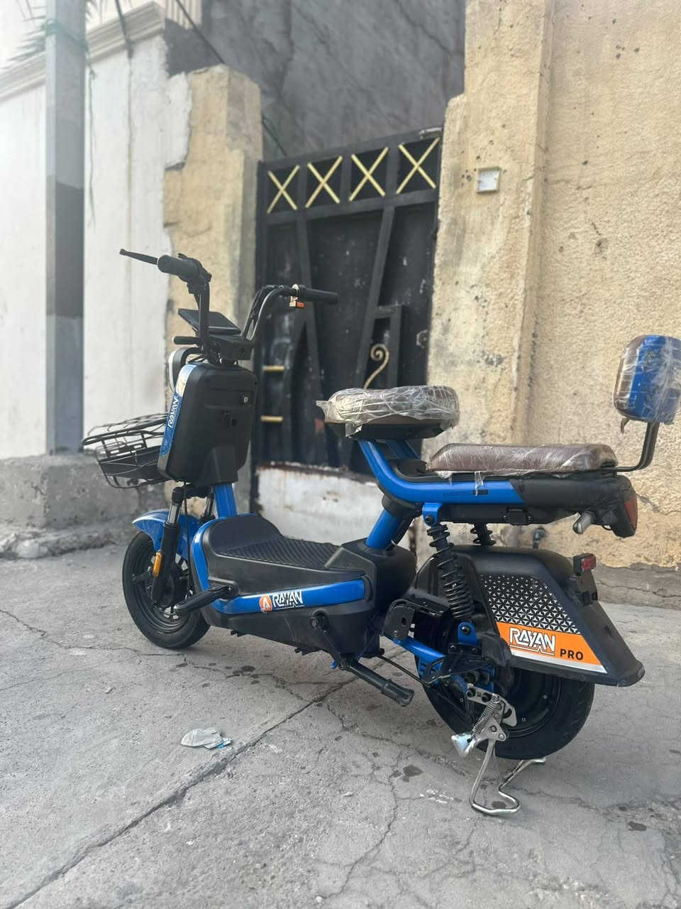 السلام عليكم دراجه شركة الريان حجم 14 نظيفه ملف500W السعر 300وبيهه مجال 4بطاريات للاستفسار الرقم ***********واستاب فقط
